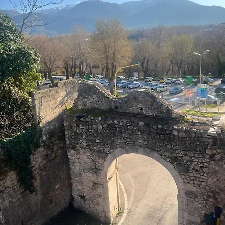 La Fije De Dine